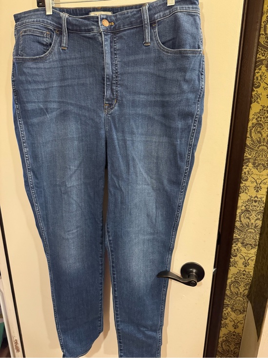 Denim - Madewell 10” Roadtripper jeans // 34